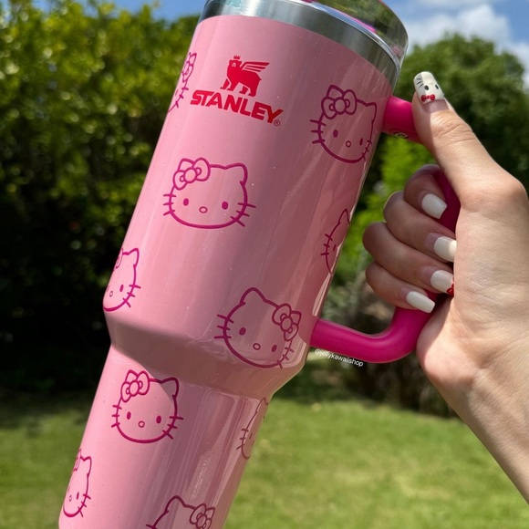 Hello kitty Stanley cup - Picture 3 of 5